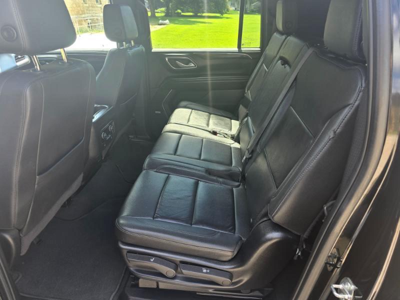 Chevrolet Suburban LT 4WD 2024