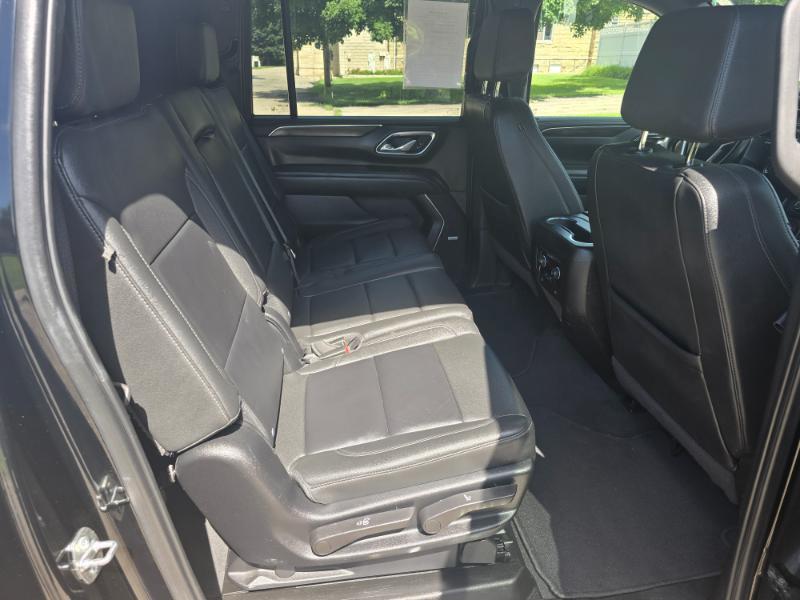 Chevrolet Suburban LT 4WD 2024