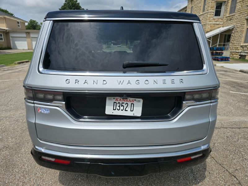 Jeep Grand Wagoneer  2024