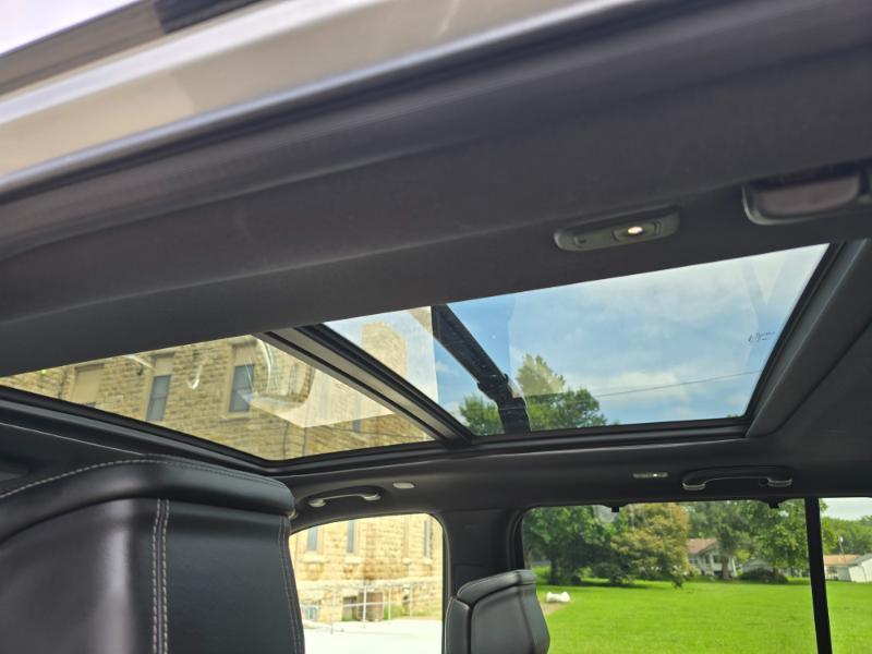 Jeep Grand Wagoneer  2024