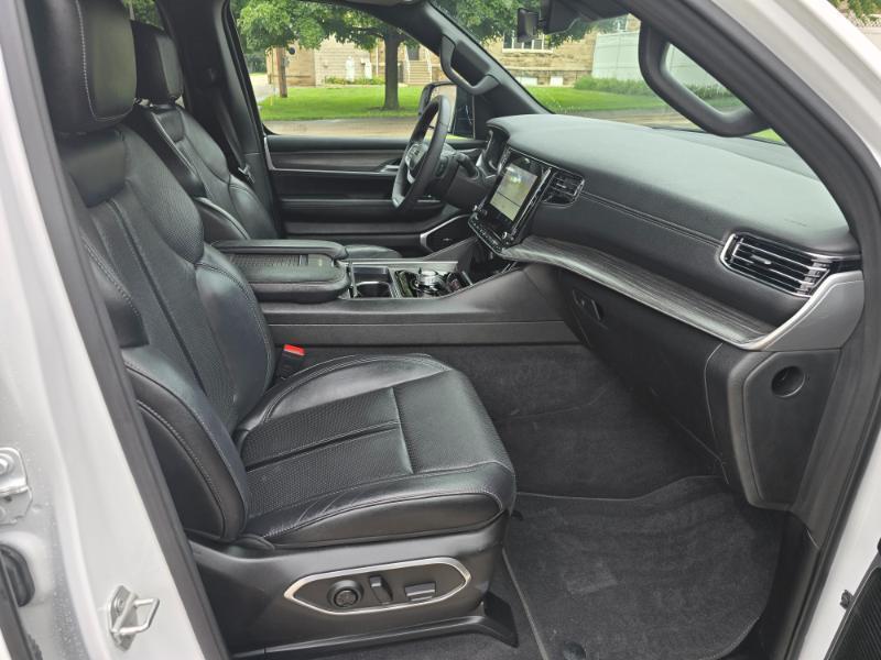 Jeep Wagoneer L Series II 4WD 2024