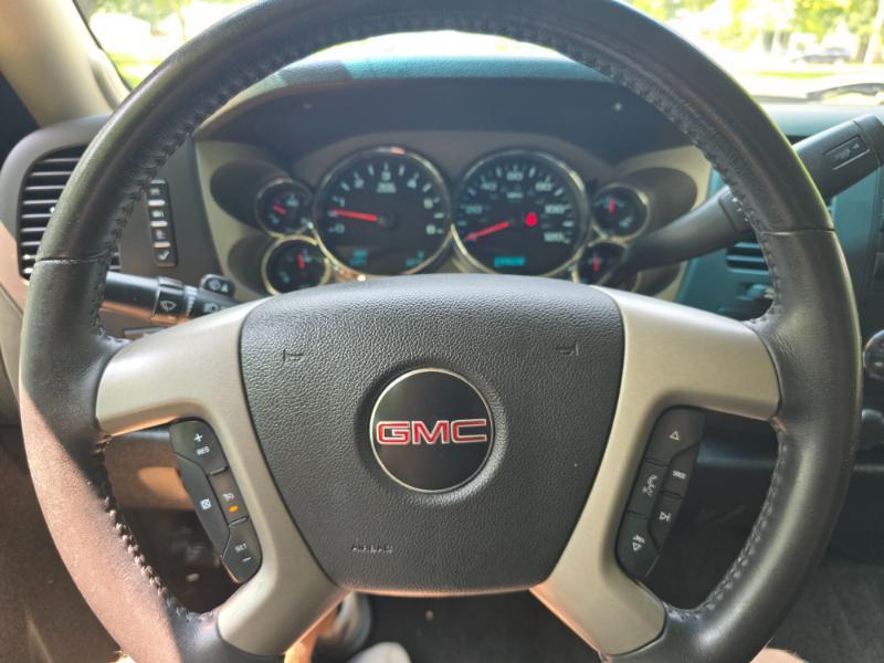 GMC Sierra 1500 SLE Crew Cab 4WD 2012