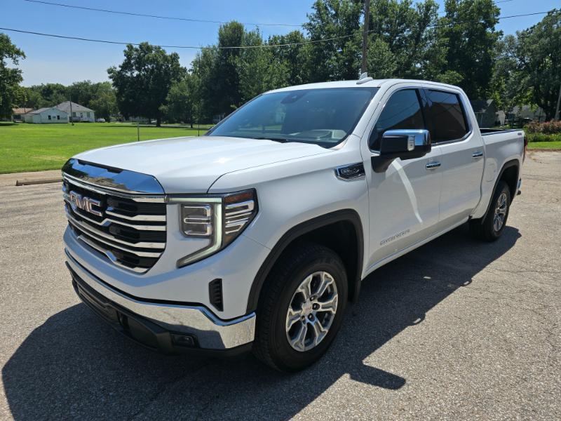 GMC Sierra 1500 SLT Crew Cab 4WD 2025
