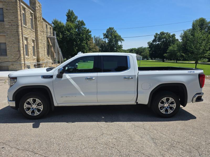 GMC Sierra 1500 SLT Crew Cab 4WD 2025