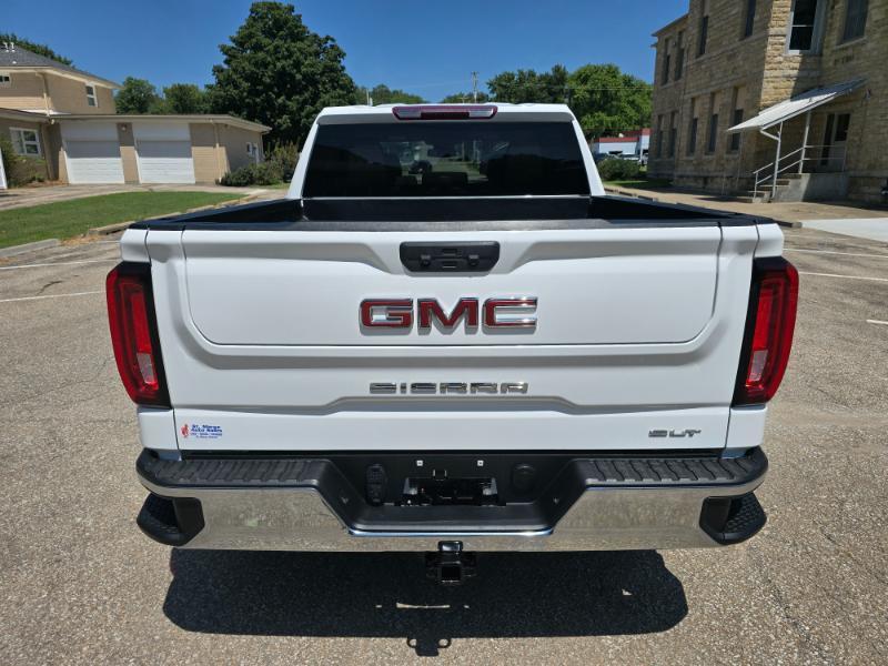 GMC Sierra 1500 SLT Crew Cab 4WD 2025