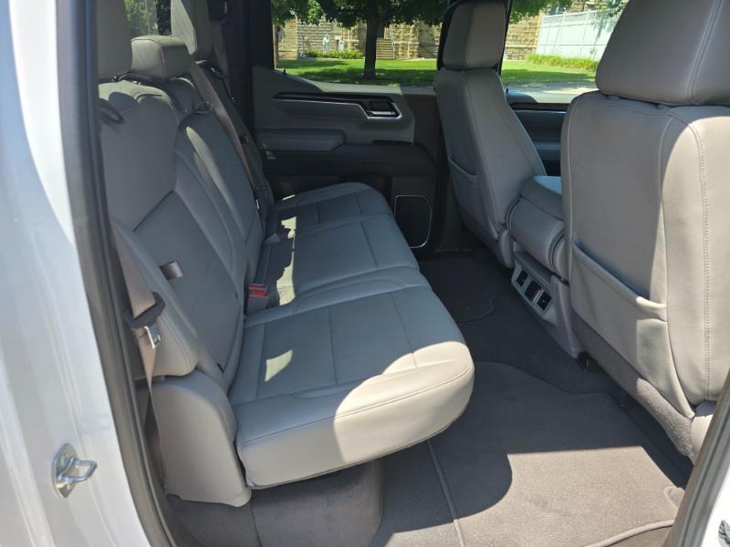 GMC Sierra 1500 SLT Crew Cab 4WD 2025