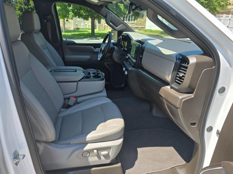 GMC Sierra 1500 SLT Crew Cab 4WD 2025