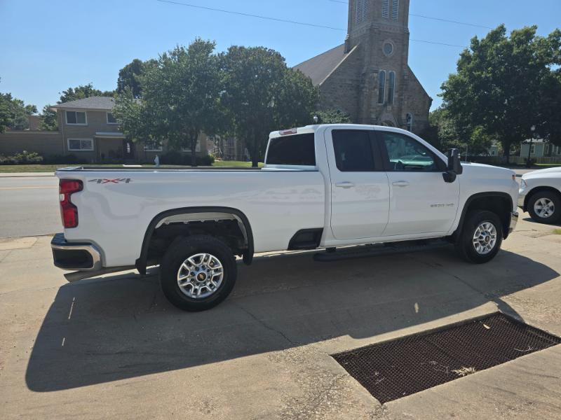 Chevrolet Silverado 2500HD LT Double Cab Long Box 4WD 2023