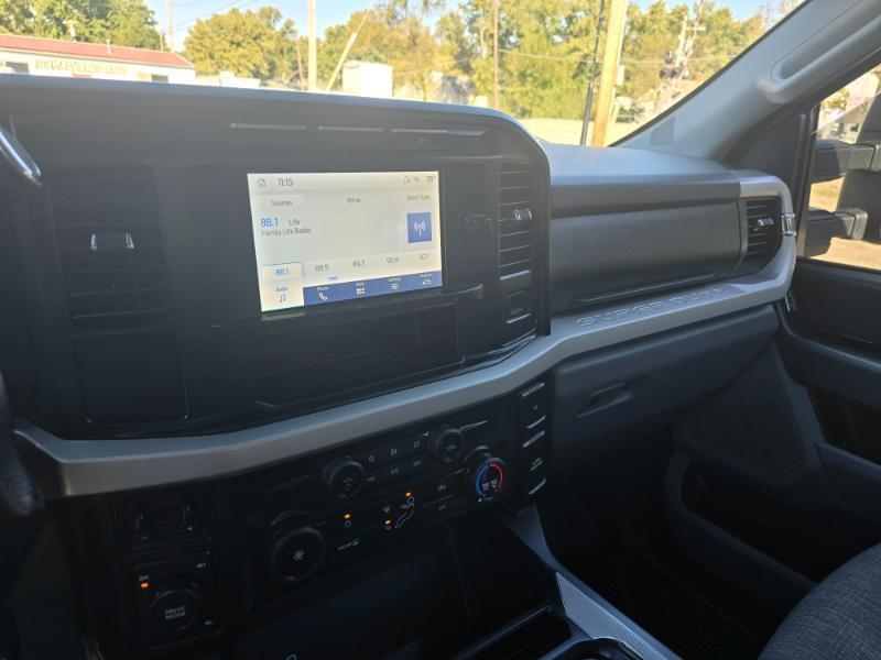 Ford F-250 SD XLT SuperCab 4WD 2024