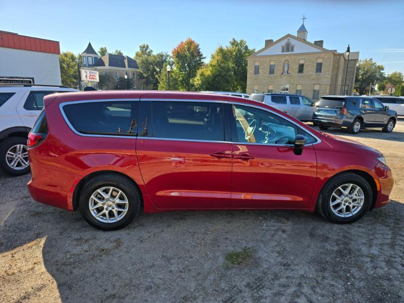 Chrysler Pacifica Select 2025