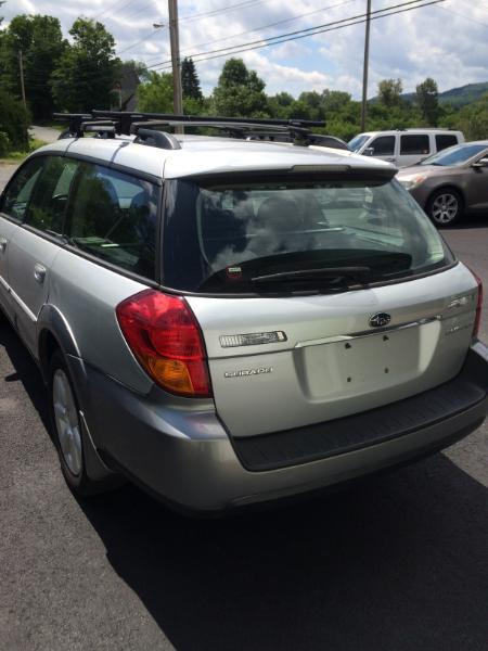 Subaru Outback 2.5i Limited Wagon 2006
