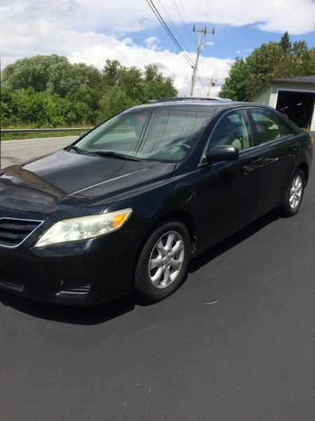 Toyota Camry SE 6-Spd MT 2010