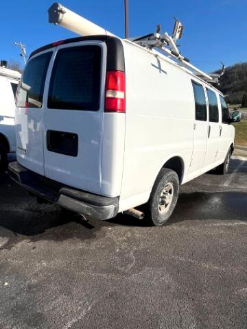 Chevrolet Express Cargo Van RWD 2500 135" 2014