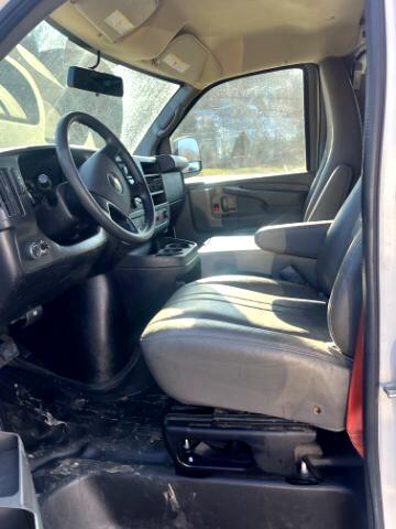 Chevrolet Express Cargo Van RWD 2500 135" 2014