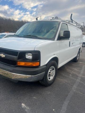 Chevrolet Express Cargo Van RWD 2500 135" 2014
