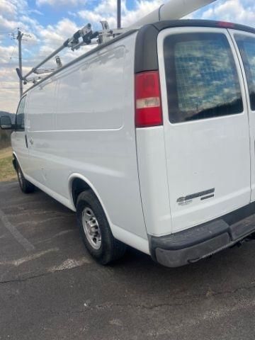 Chevrolet Express Cargo Van RWD 2500 135" 2014