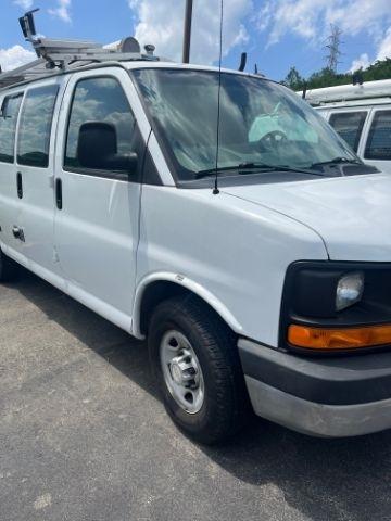 Chevrolet Express Cargo Van RWD 2500 135" 2014