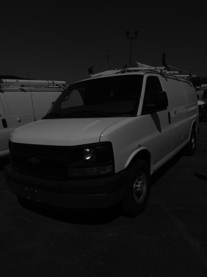 Chevrolet Express Cargo Van RWD 2500 135" 2014