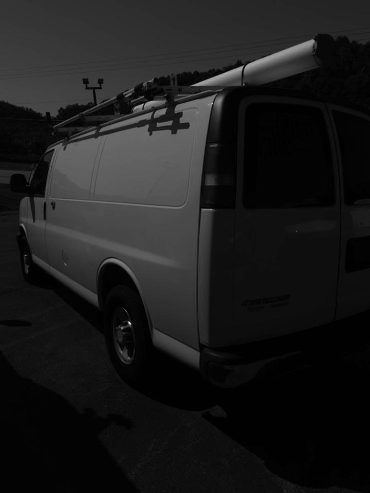 Chevrolet Express Cargo Van RWD 2500 135" 2014