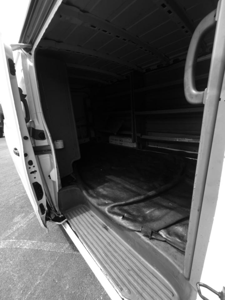 Nissan NV Standard Roof 1500 V6 SV 2016