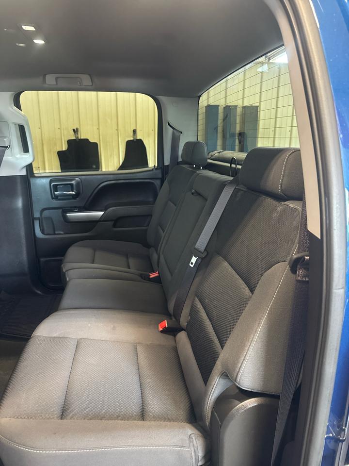Chevrolet Silverado 1500 4WD Crew Cab 143.5" LT w/1LT 2017