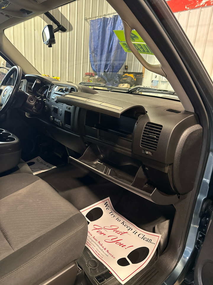 Chevrolet Silverado 1500 4WD Crew Cab 143.5" LT 2011