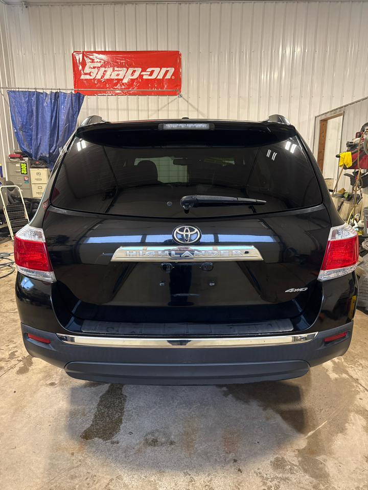 Toyota Highlander 4WD 4dr V6 Limited (Natl) 2013