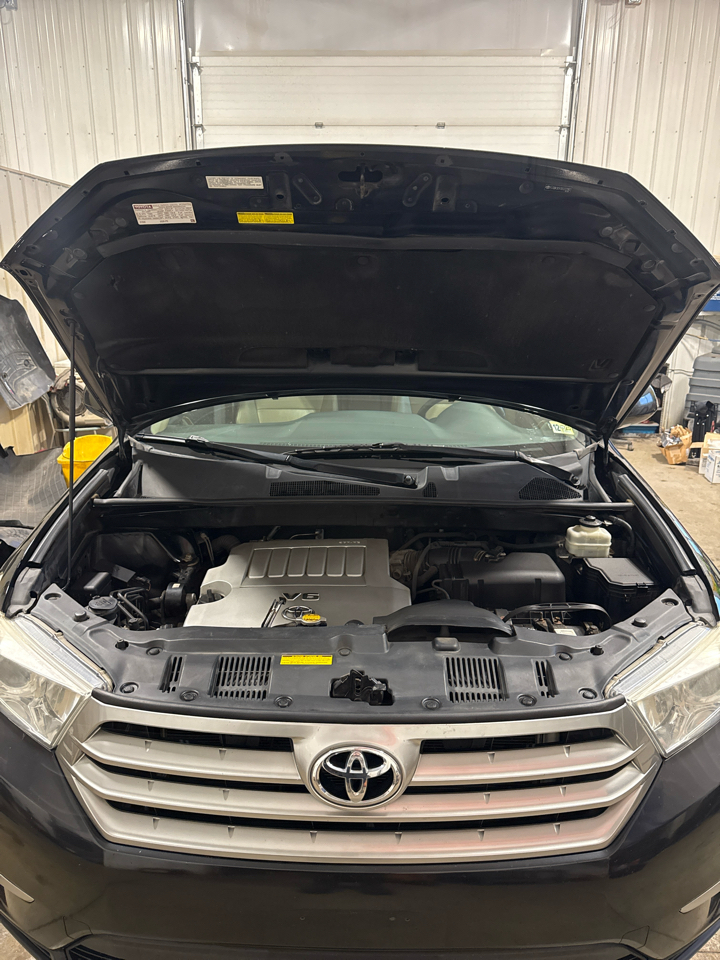 Toyota Highlander 4WD 4dr V6 Limited (Natl) 2013