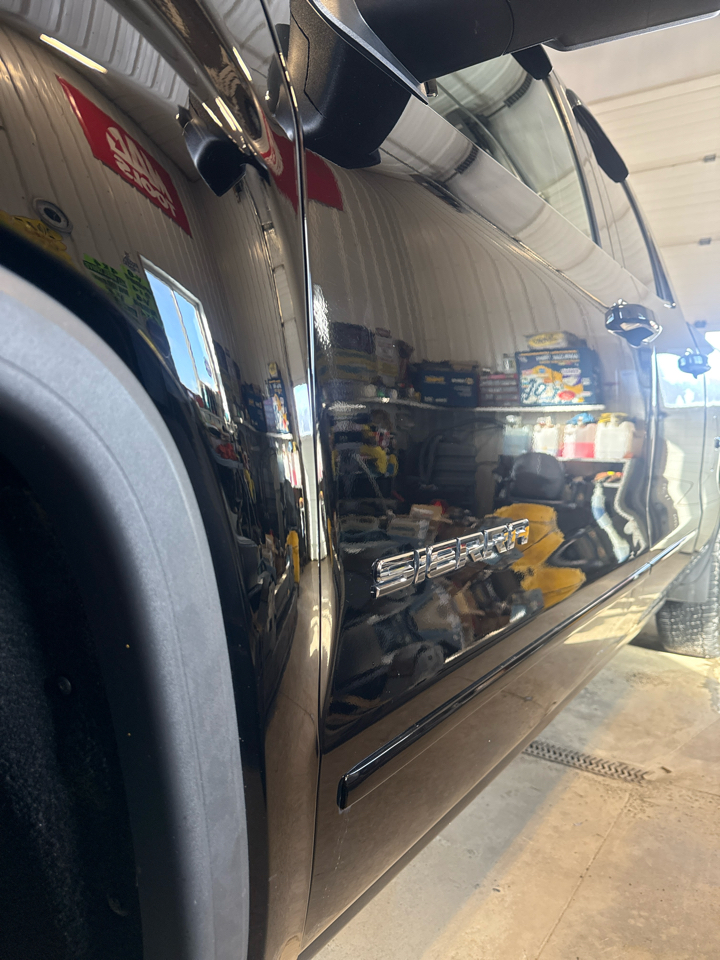 GMC Sierra 1500 4WD Double Cab 143.5" SLE 2015