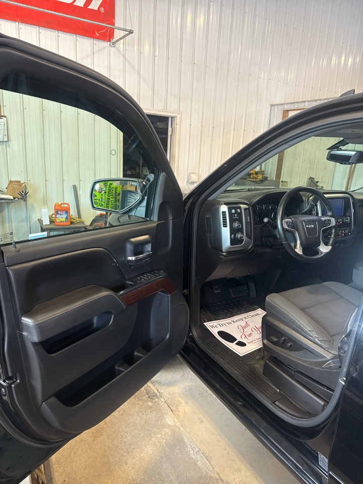 GMC Sierra 1500 4WD Double Cab 143.5" SLE 2015