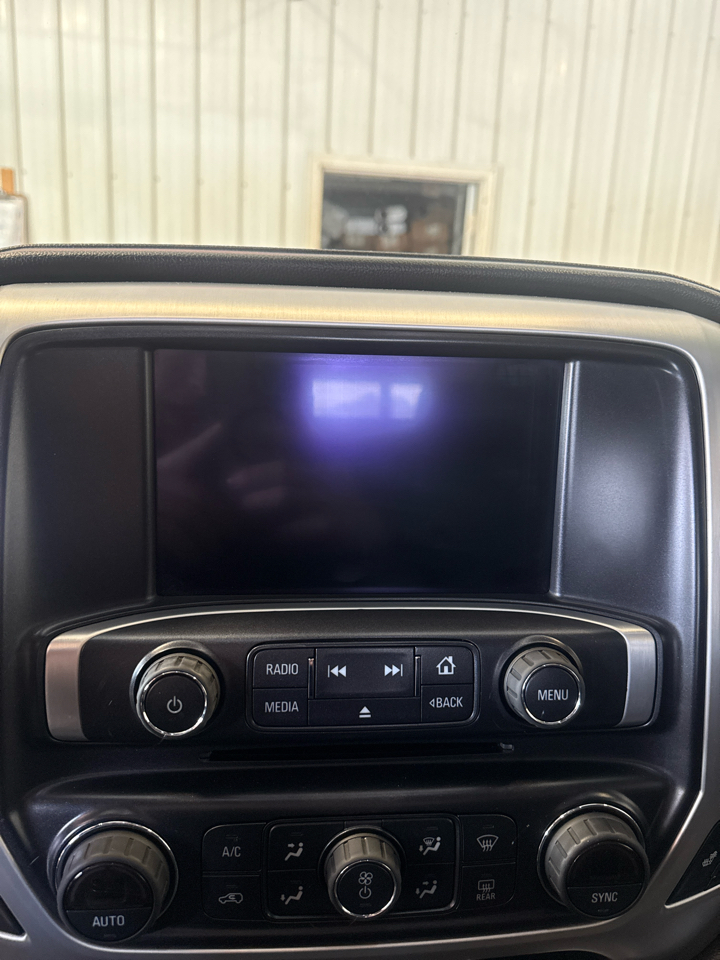 GMC Sierra 1500 4WD Double Cab 143.5" SLE 2015