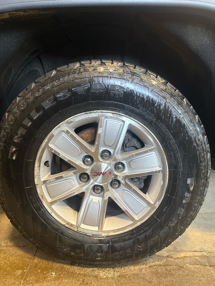 GMC Sierra 1500 4WD Double Cab 143.5" SLE 2015