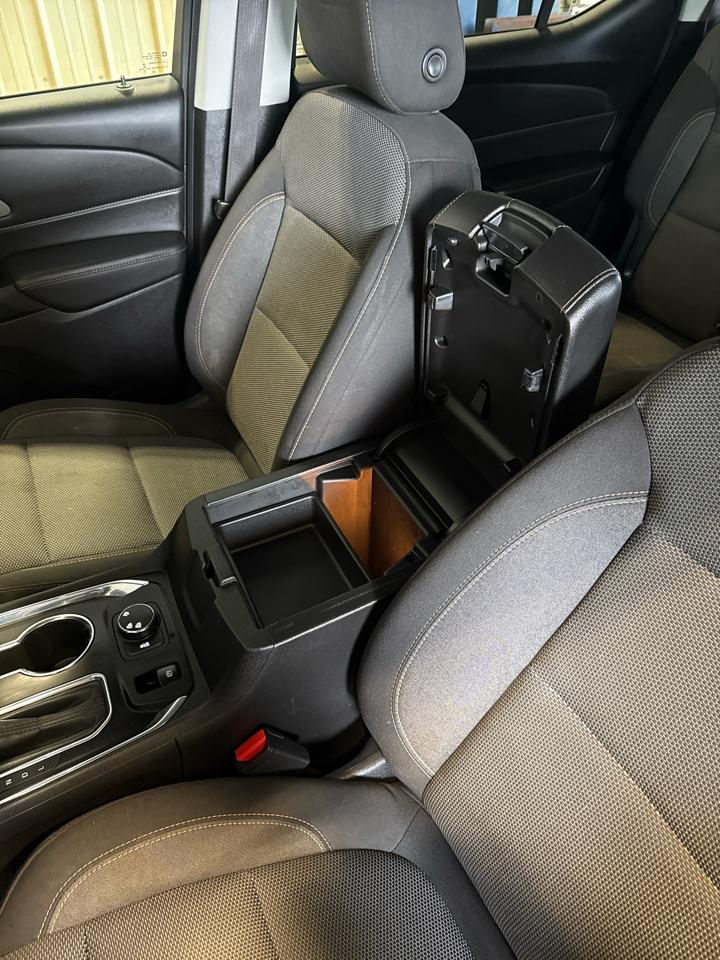 Chevrolet Traverse AWD 4dr LS w/1LS 2019