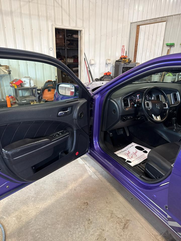 Dodge Charger 4dr Sdn RT RWD 2014