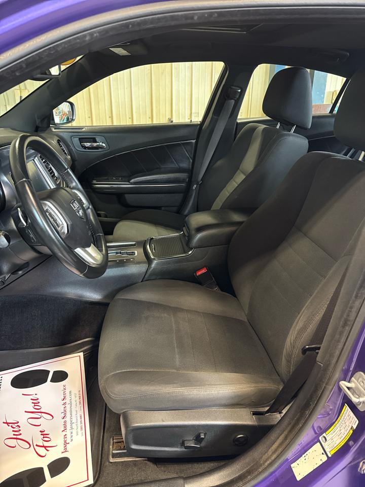 Dodge Charger 4dr Sdn RT RWD 2014