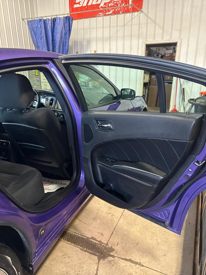 Dodge Charger 4dr Sdn RT RWD 2014