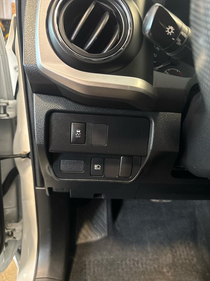 Toyota Tacoma 4WD TRD Off Road Access Cab 6' Bed V6 AT (Natl) 2021