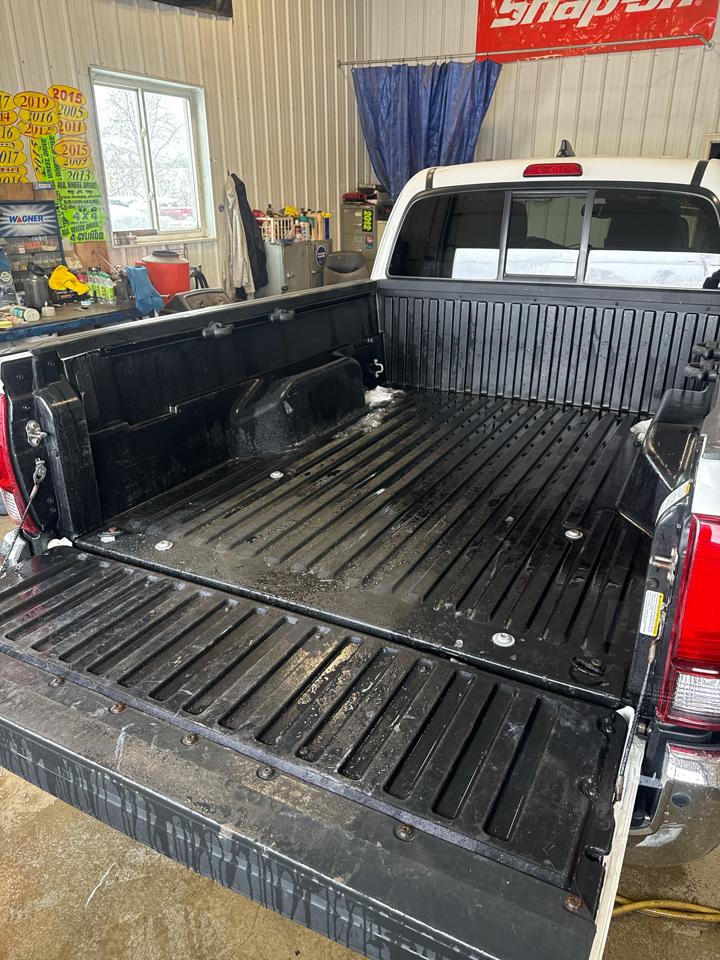 Toyota Tacoma 4WD TRD Off Road Access Cab 6' Bed V6 AT (Natl) 2021