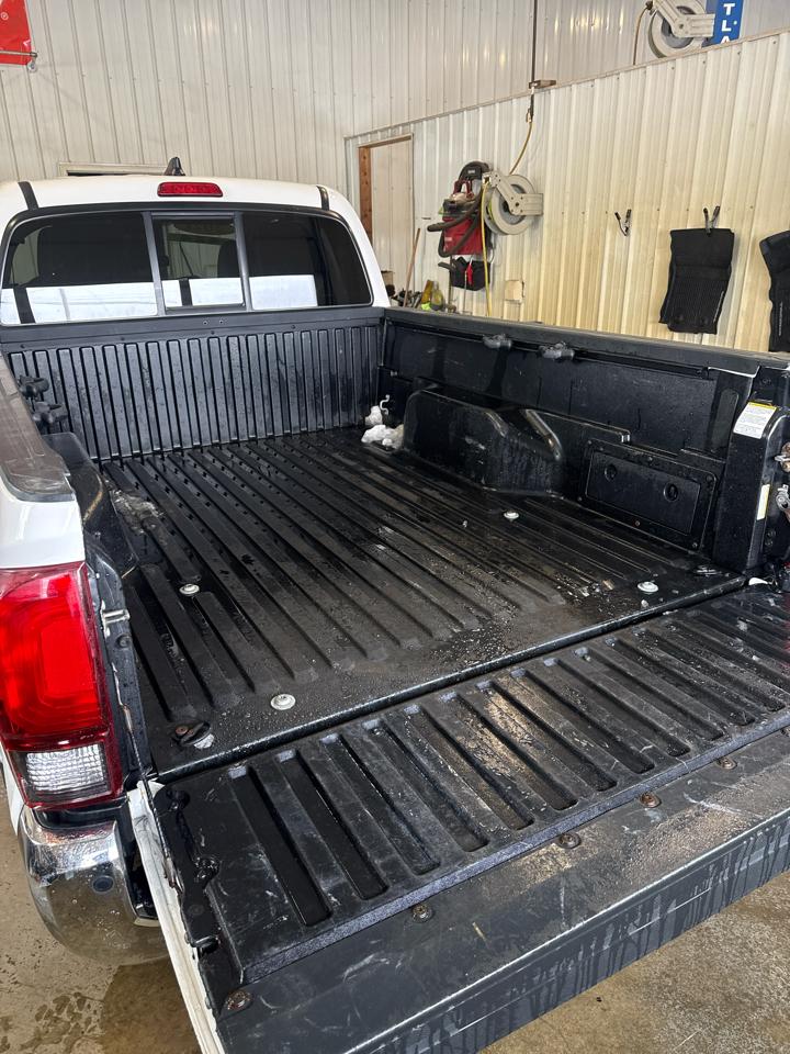 Toyota Tacoma 4WD TRD Off Road Access Cab 6' Bed V6 AT (Natl) 2021