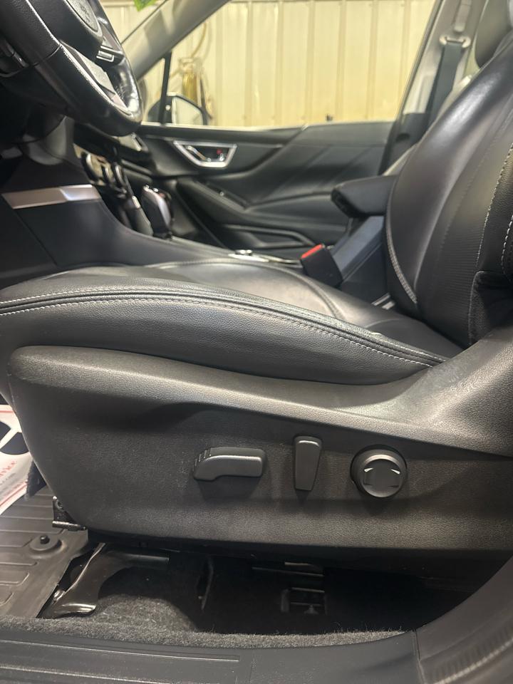 Subaru Forester Limited CVT 2021