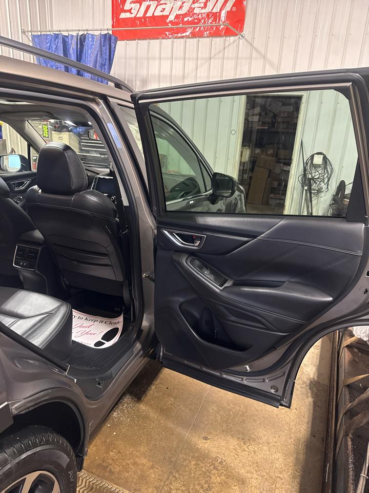 Subaru Forester Limited CVT 2021