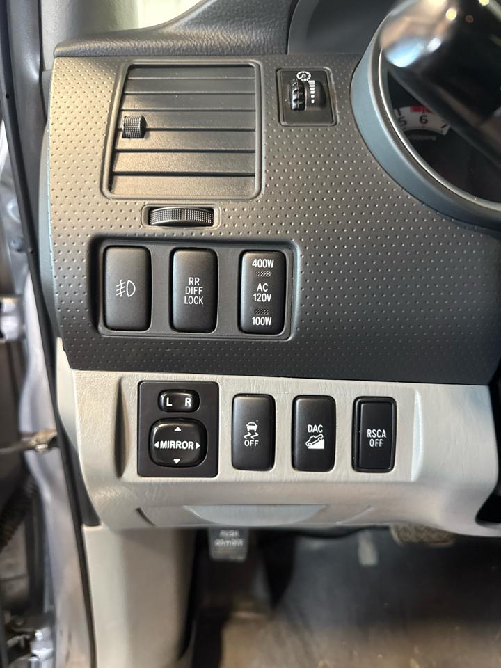 Toyota Tacoma 4WD Access Cab V6 AT (Natl) 2015