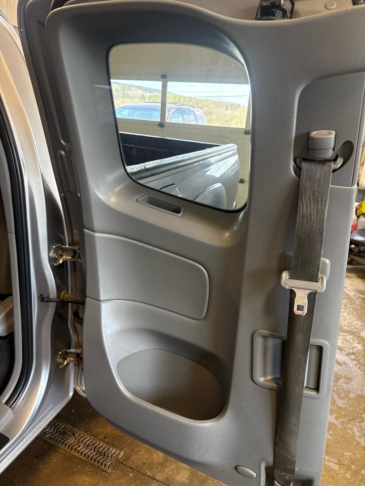 Toyota Tacoma 4WD Access Cab V6 AT (Natl) 2015