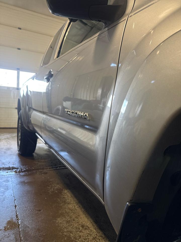 Toyota Tacoma 4WD Access Cab V6 AT (Natl) 2015