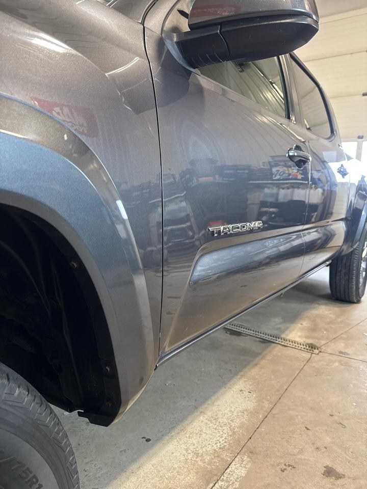 Toyota Tacoma 4WD Double Cab LB V6 AT TRD Off Road (Natl) 2016