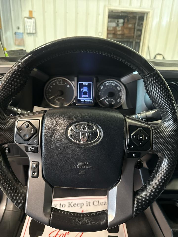 Toyota Tacoma 4WD Double Cab LB V6 AT TRD Off Road (Natl) 2016