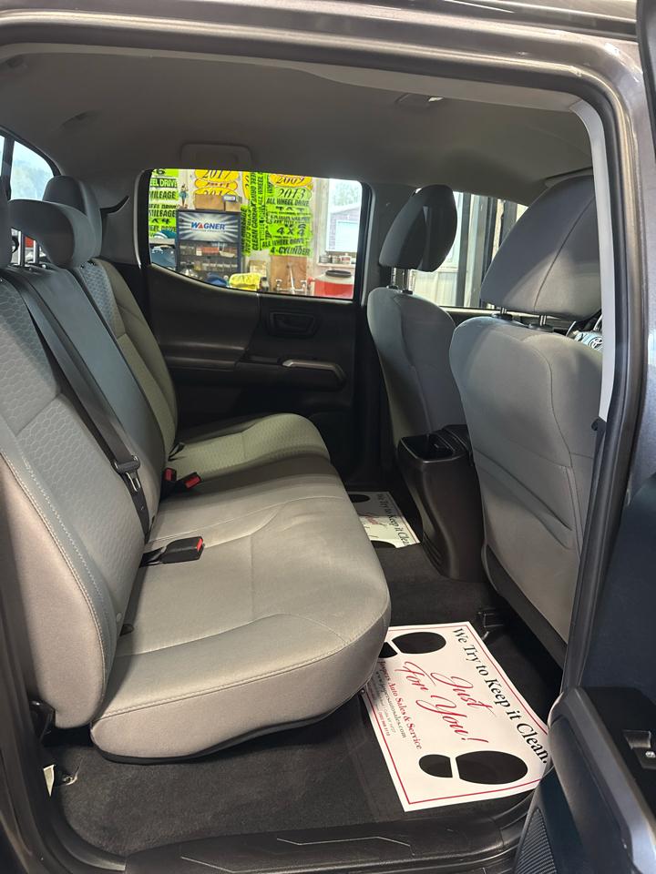 Toyota Tacoma 4WD Double Cab LB V6 AT TRD Off Road (Natl) 2016