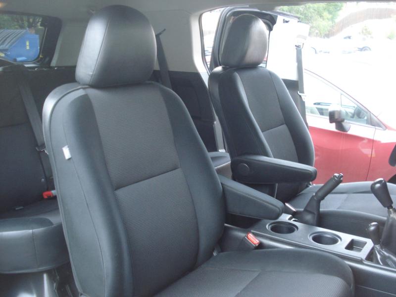 Toyota FJ Cruiser 4WD MT 2011 Toyota FJ Cruiser 4WD MT 2011