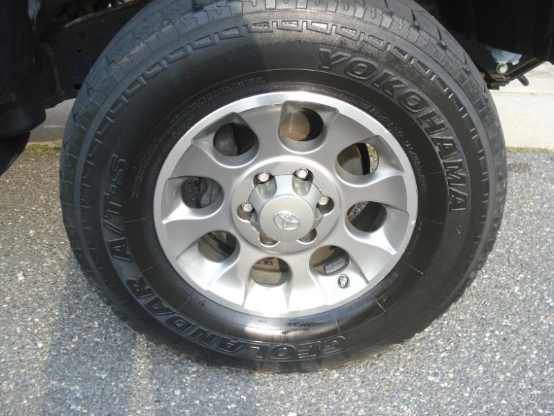 Toyota FJ Cruiser 4WD MT 2011 Toyota FJ Cruiser 4WD MT 2011