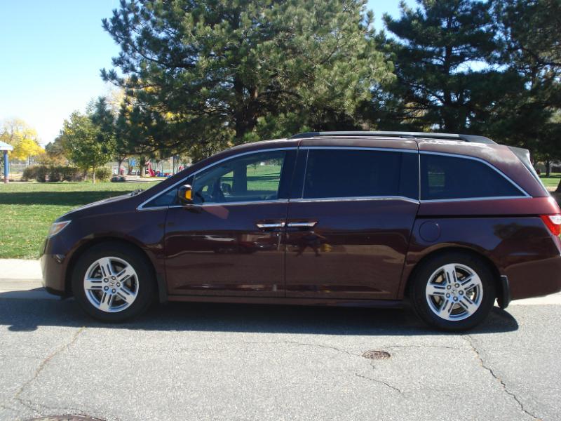 Honda Odyssey Touring 2011 Honda Odyssey Touring 2011